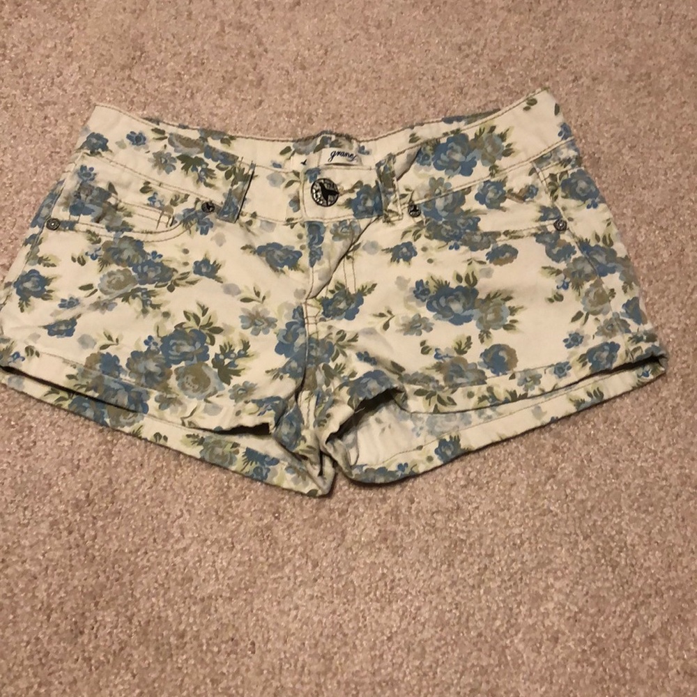 Flower jean shorts